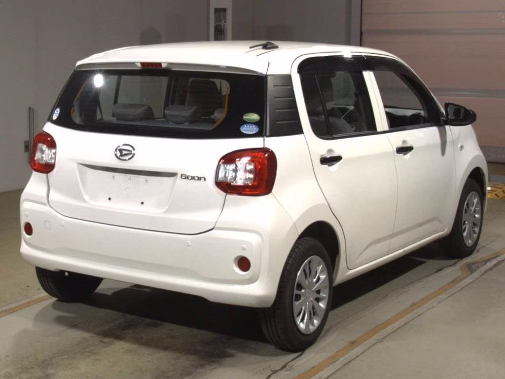DAIHATSU BOON