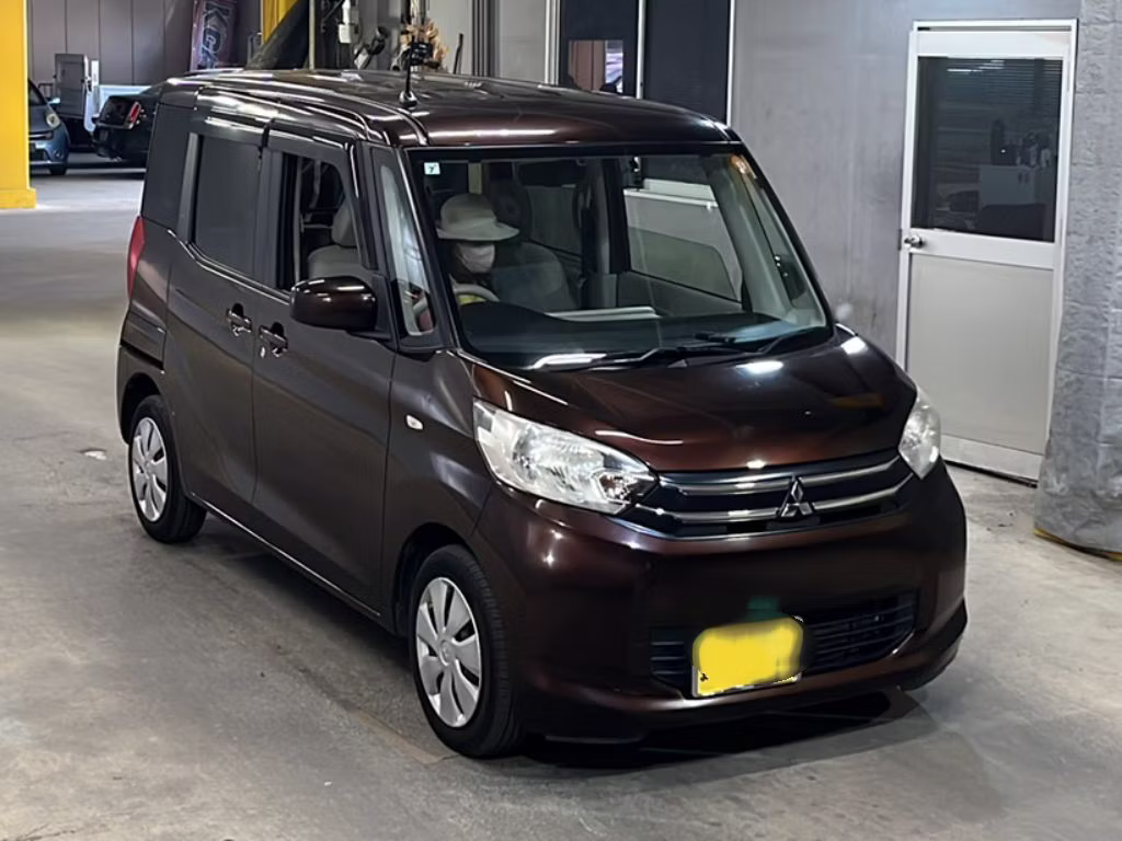 MITSUBISHI EK SPACE