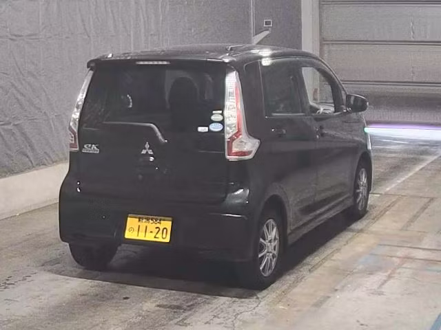 MITSUBISHI EK WAGON