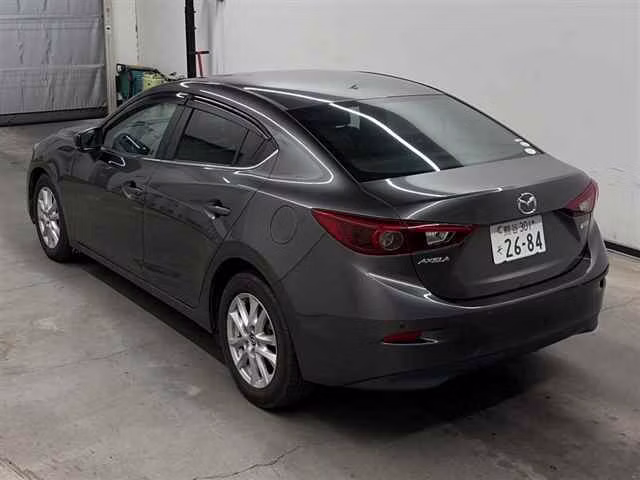 MAZDA AXELA