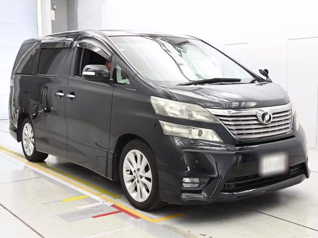 TOYOTA VELLFIRE