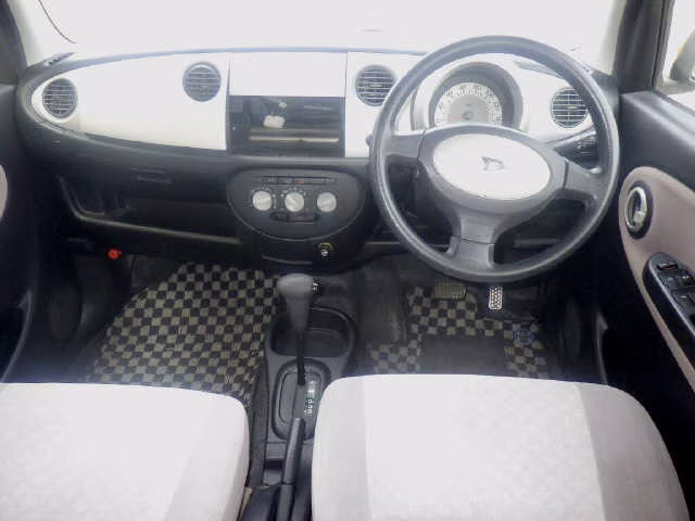 DAIHATSU MIRA GINO
