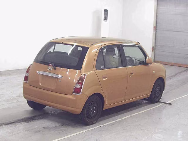 DAIHATSU MIRA GINO