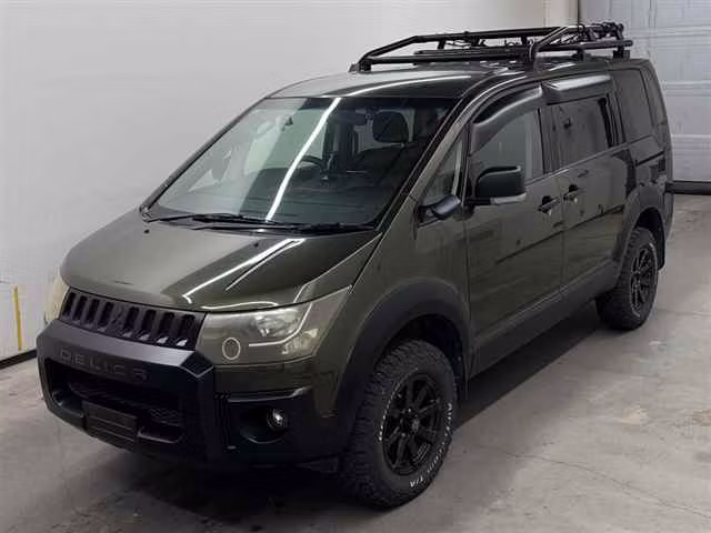 MITSUBISHI DELICA D:5