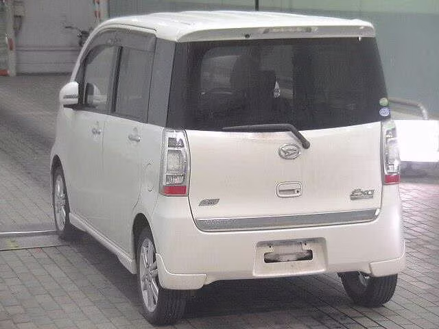 DAIHATSU TANTO EXE