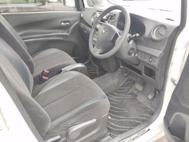 DAIHATSU TANTO EXE