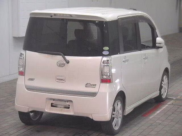 DAIHATSU TANTO EXE