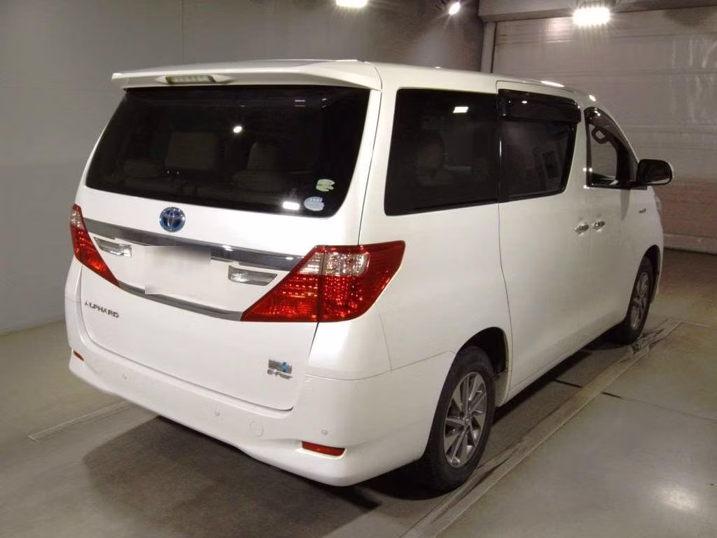 TOYOTA ALPHARD