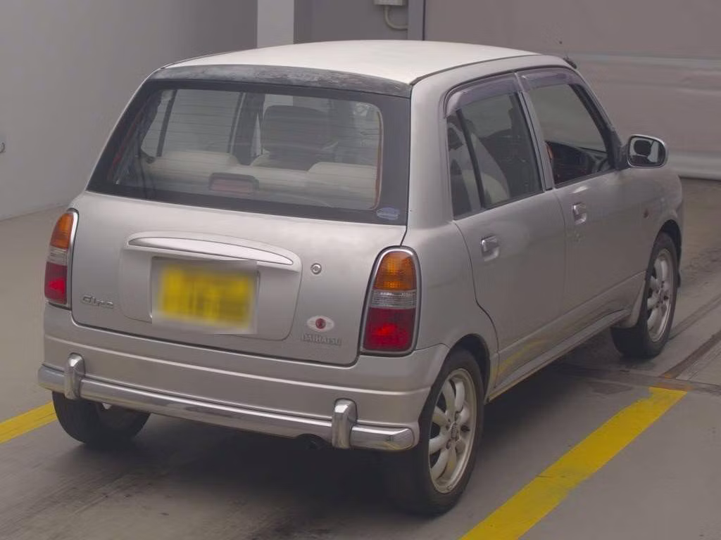 DAIHATSU MIRA GINO