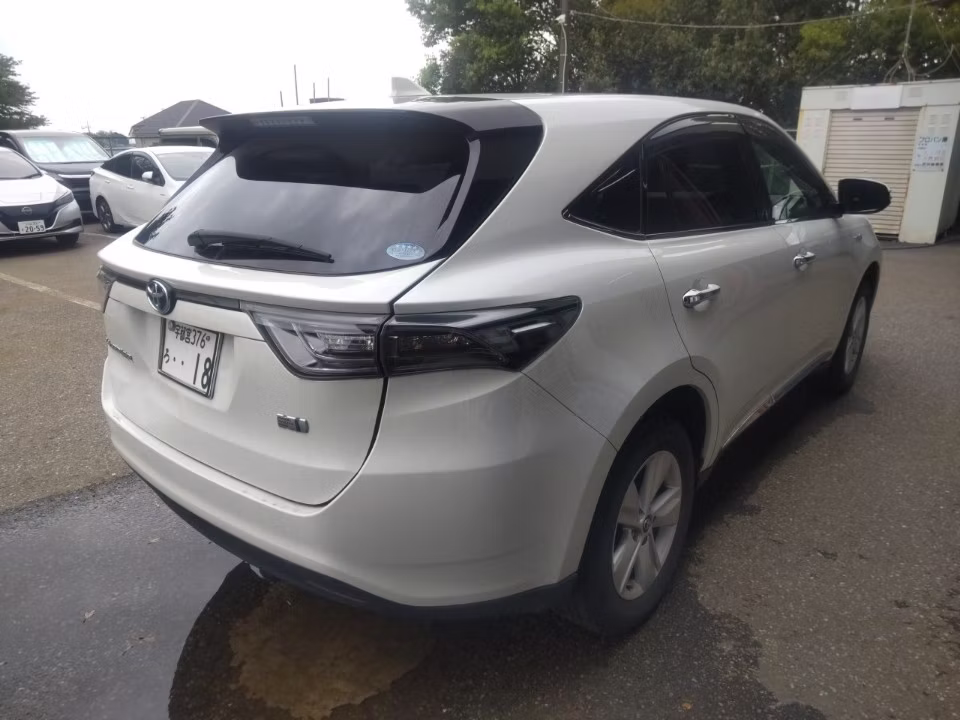 TOYOTA HARRIER