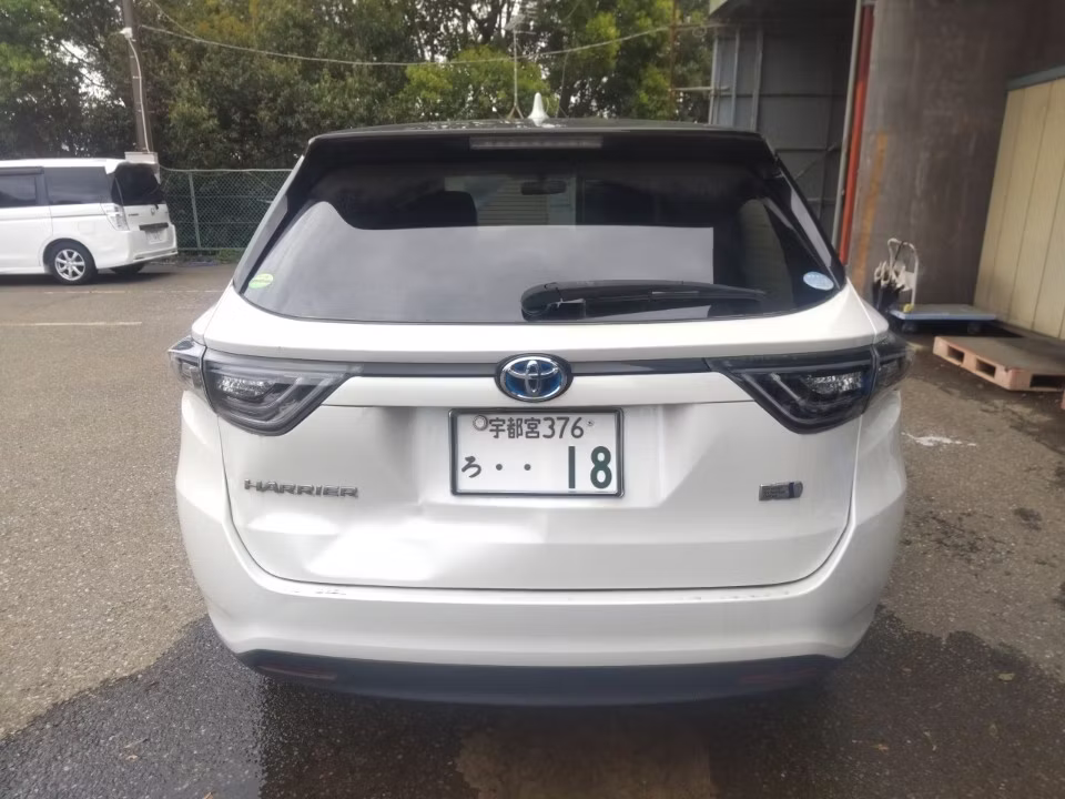 TOYOTA HARRIER