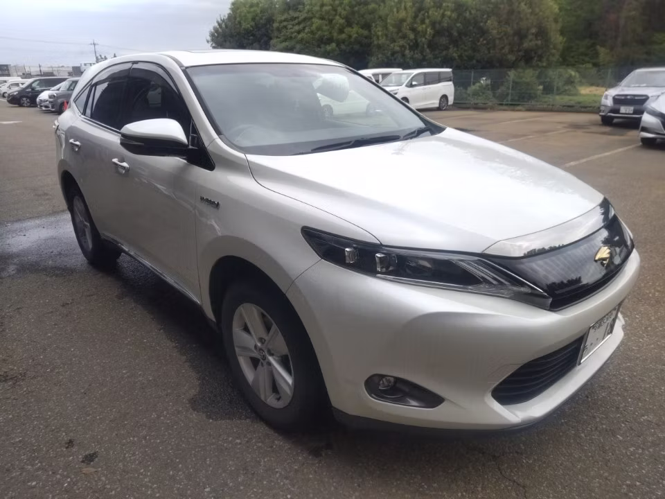 TOYOTA HARRIER