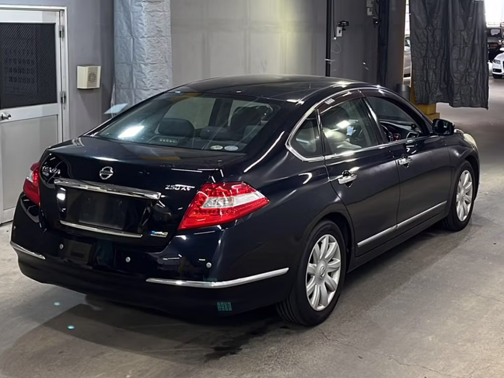 NISSAN TEANA