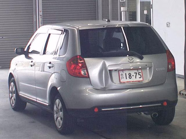 MAZDA VERISA