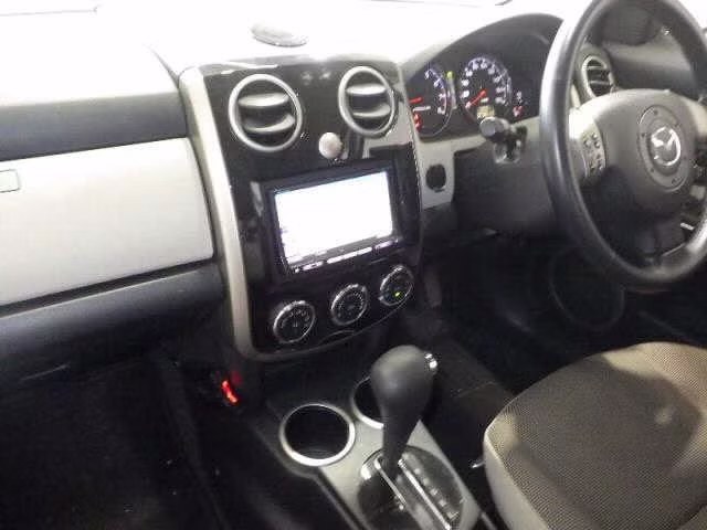 MAZDA VERISA