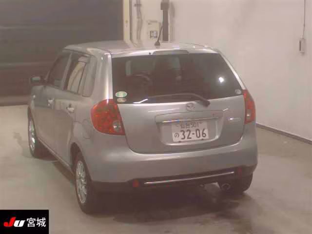MAZDA VERISA