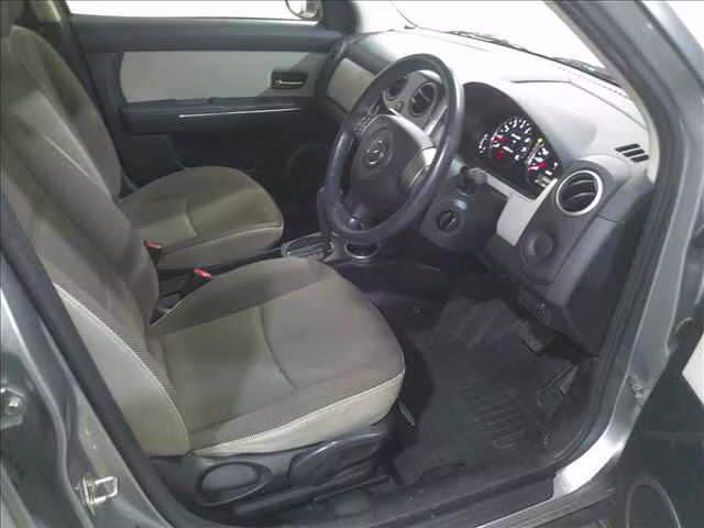 MAZDA VERISA