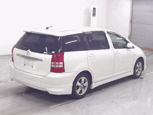 TOYOTA WISH