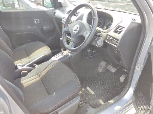 DAIHATSU TERIOS KID