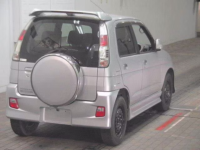 DAIHATSU TERIOS KID
