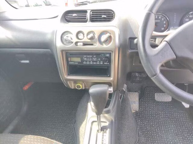 DAIHATSU TERIOS KID