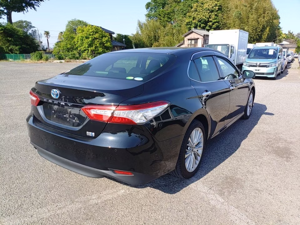 TOYOTA CAMRY
