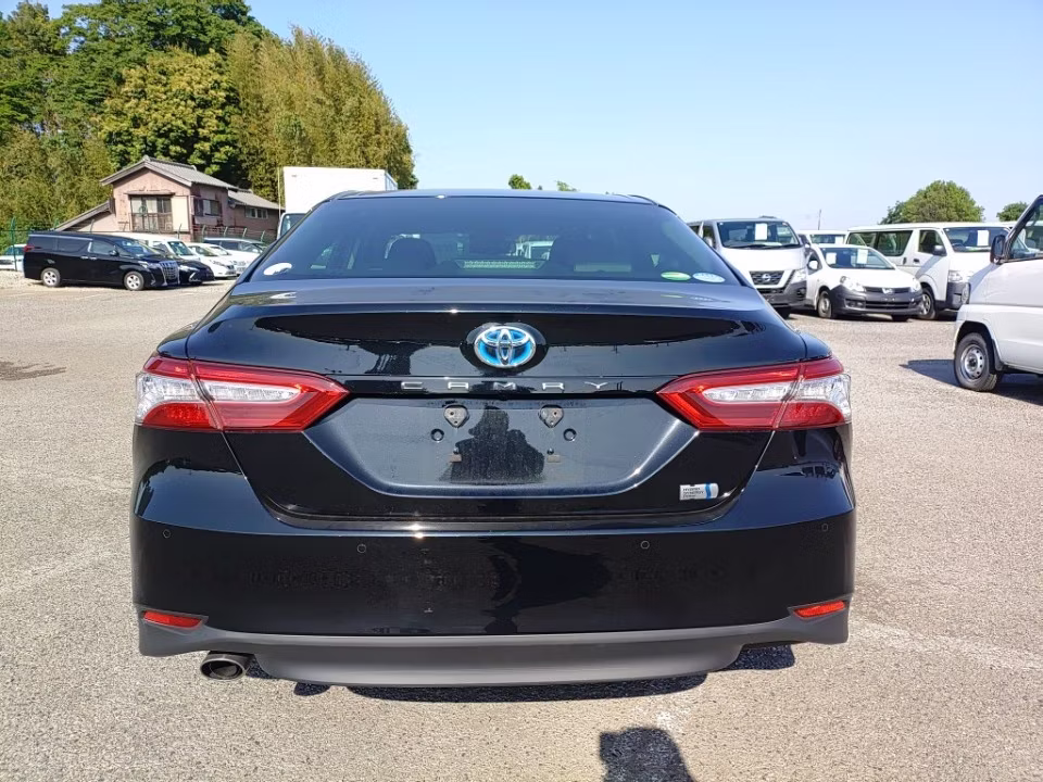 TOYOTA CAMRY