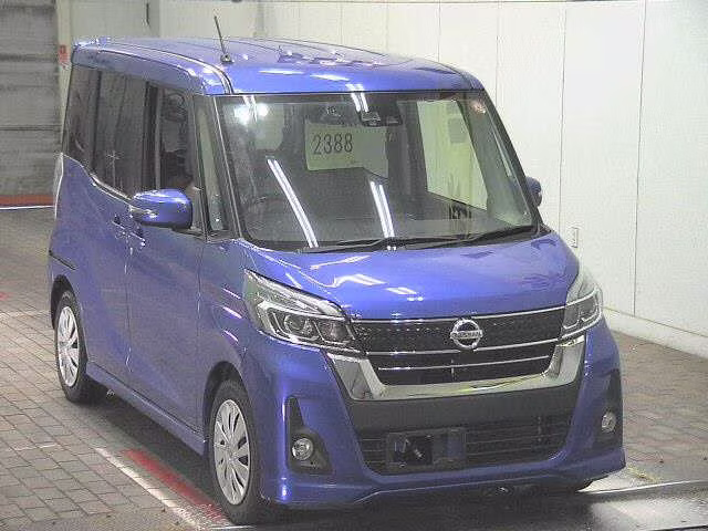 NISSAN DAYZ ROOX