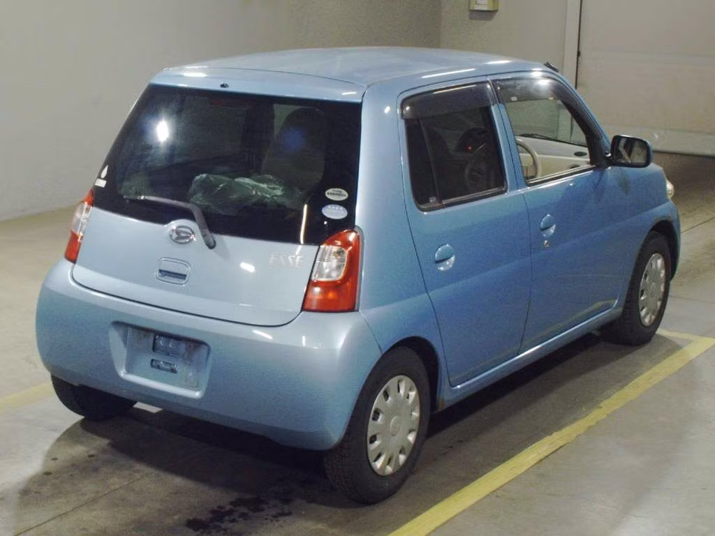 DAIHATSU ESSE