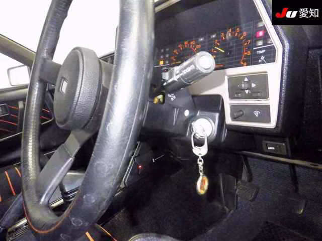 NISSAN SKYLINE