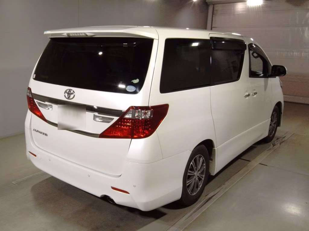 TOYOTA ALPHARD