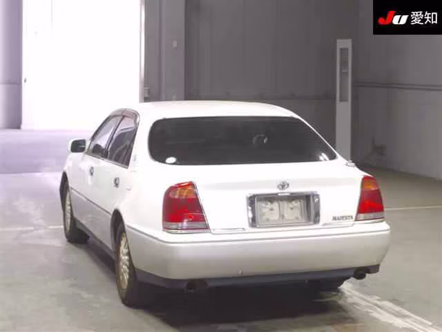 TOYOTA CROWN MAJESTA
