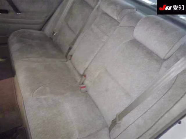 TOYOTA CROWN MAJESTA