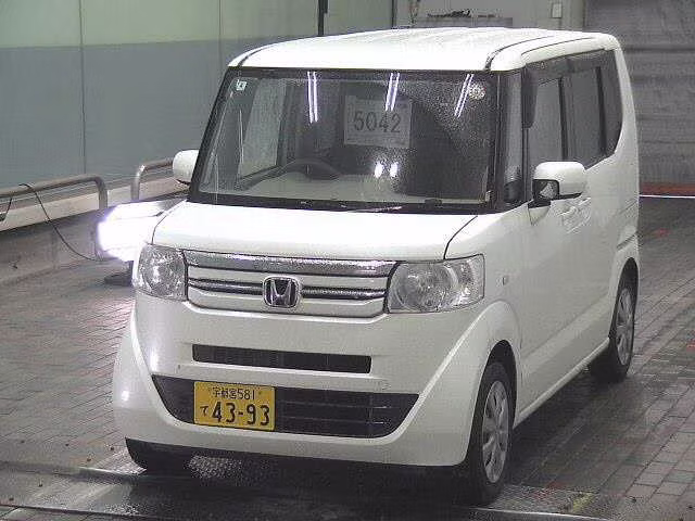 HONDA N-BOX