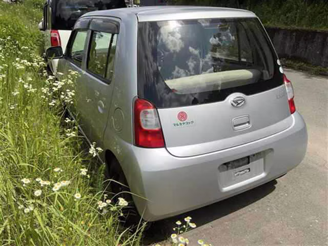 DAIHATSU ESSE