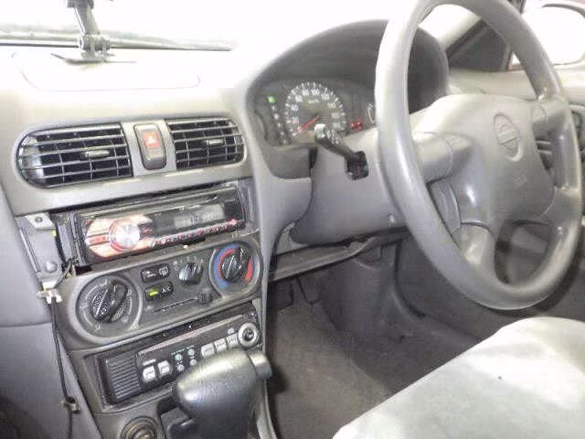 NISSAN SUNNY