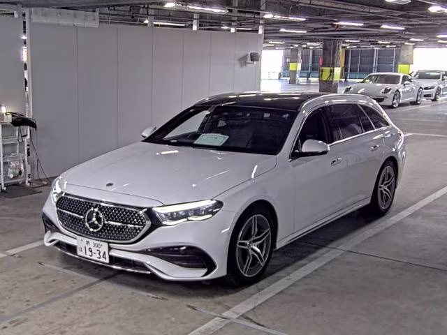 MERCEDES-BENZ E-CLASS