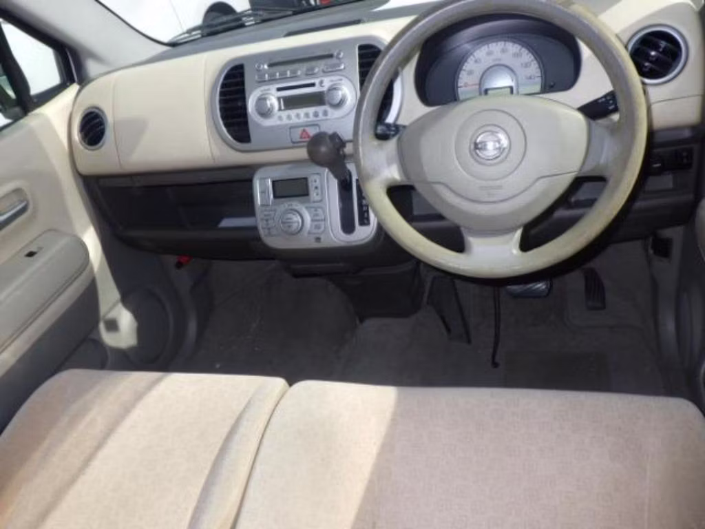 NISSAN MOCO