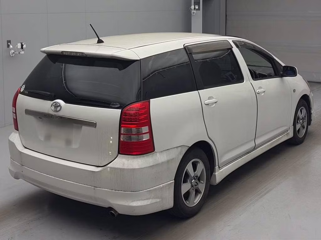 TOYOTA WISH