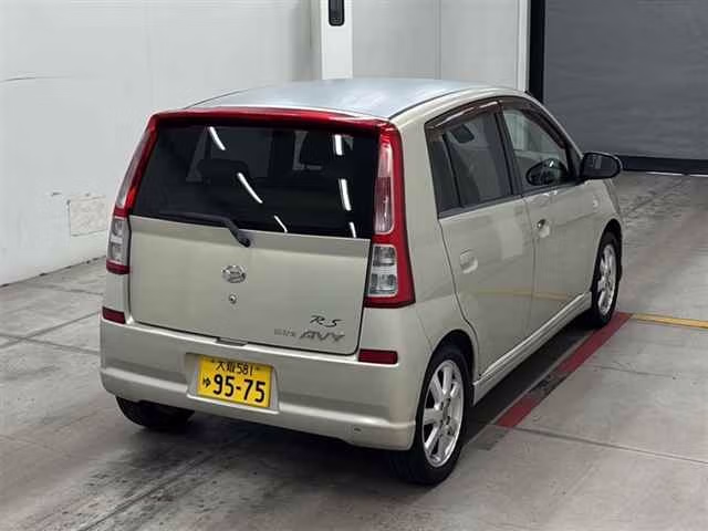 DAIHATSU MIRA