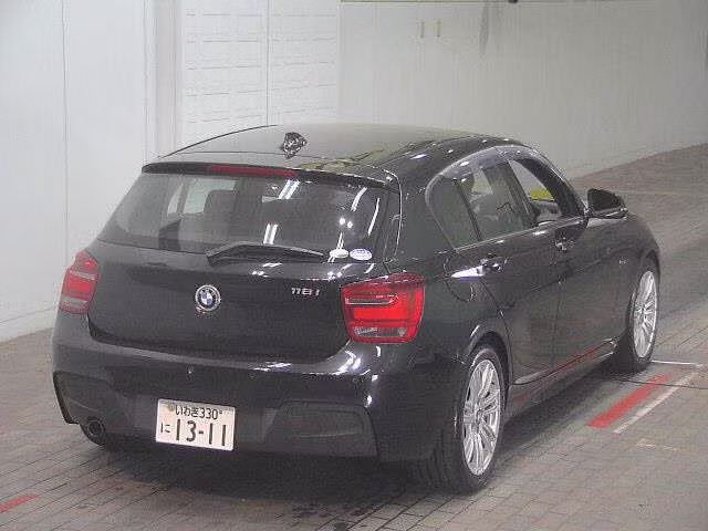 BMW 1-SERIES