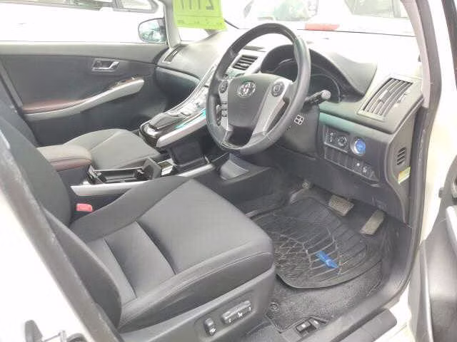 TOYOTA SAI