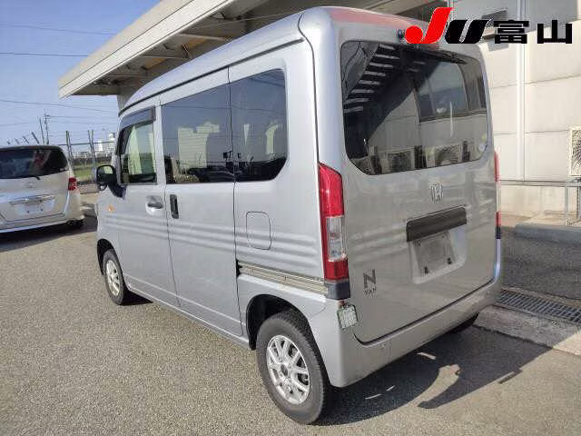 HONDA N-VAN