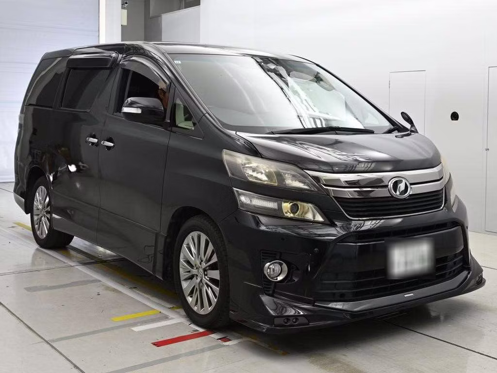TOYOTA VELLFIRE