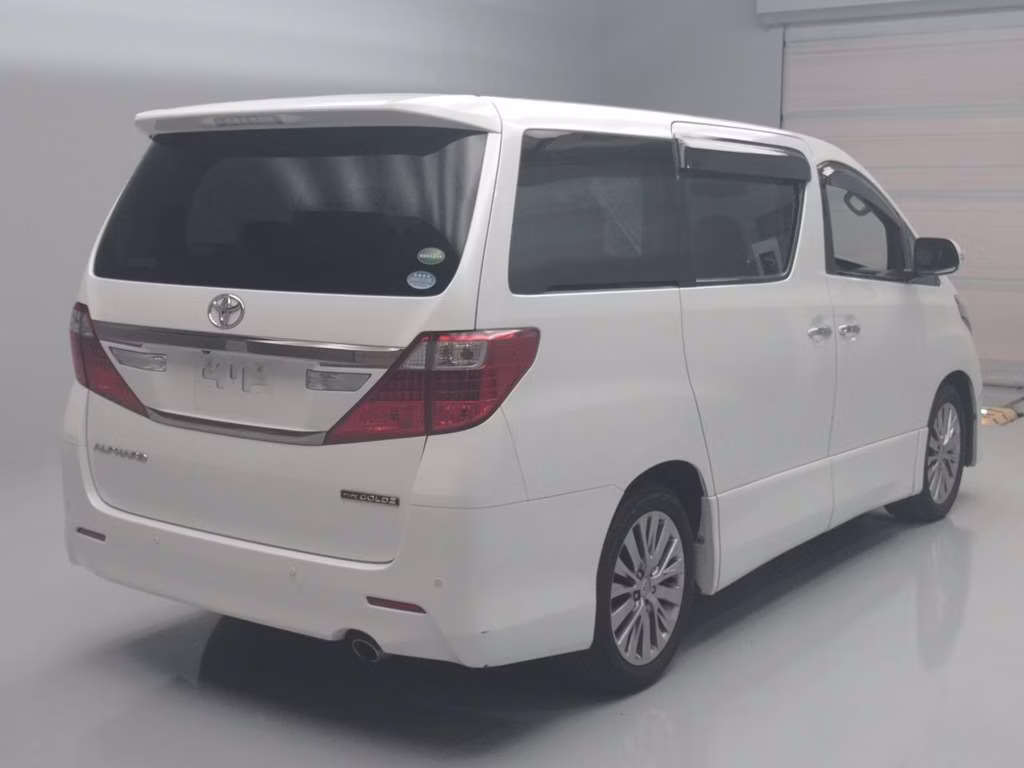 TOYOTA ALPHARD