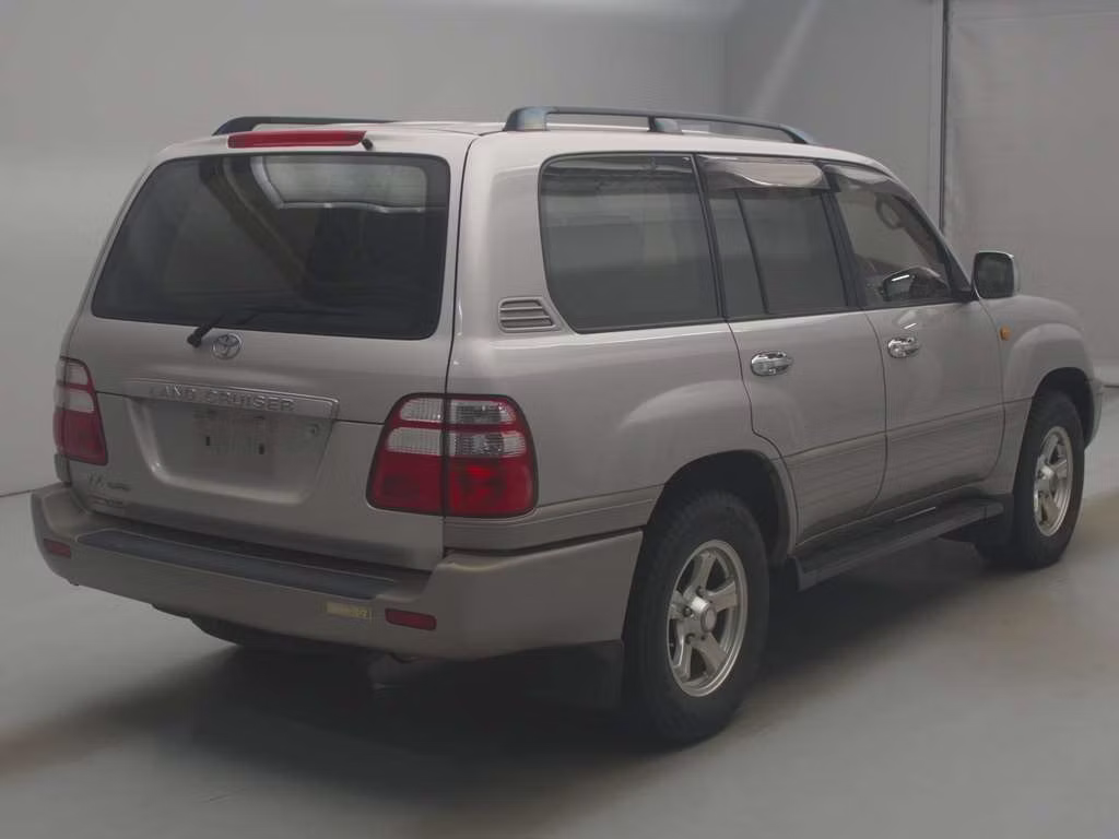 TOYOTA LAND CRUISER
