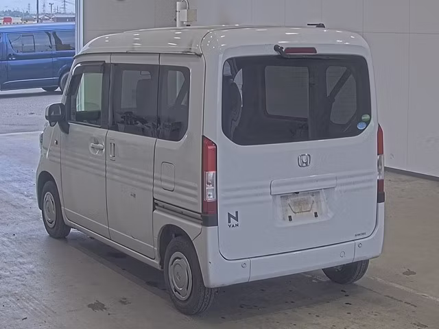 HONDA N-VAN
