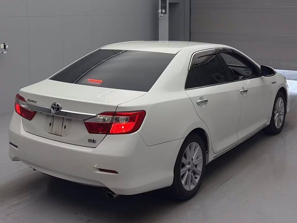 TOYOTA CAMRY
