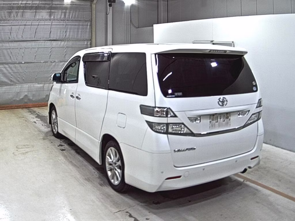TOYOTA VELLFIRE