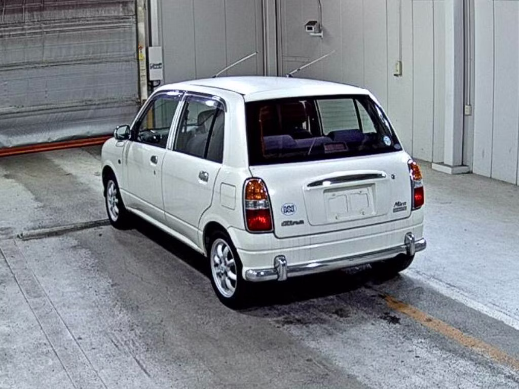 DAIHATSU MIRA GINO